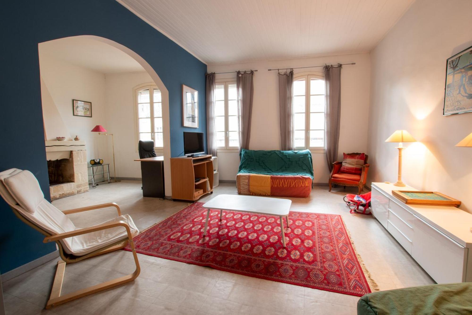 Appart 120 m2 entre gare, arènes, tour Luma clim Arles Extérieur photo